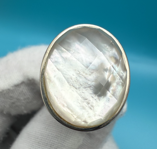 Vintgage Whitney Kelly Sterling Silver Ring with Faceted Mother of Pearl 0