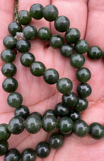 Beautiful Antique / Vintage Spinach Natural Green Jade Beaded Necklace12