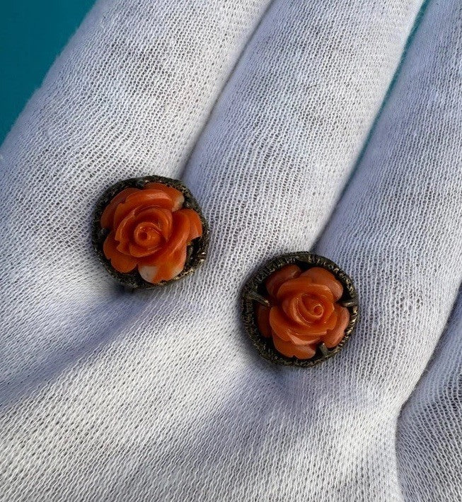 Gorgeous Antique Victorian Natural Coral & Gilt Silver Earrings0