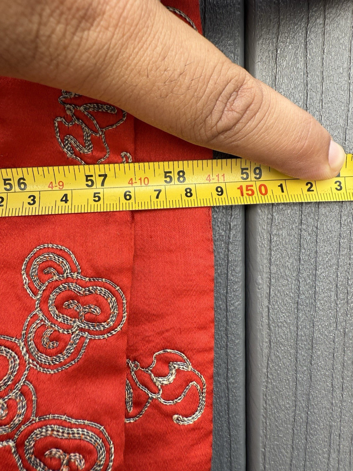Antique Qing Dynasty Chinese Metallic Silk Embroidery Dragon Robe In Red Color14
