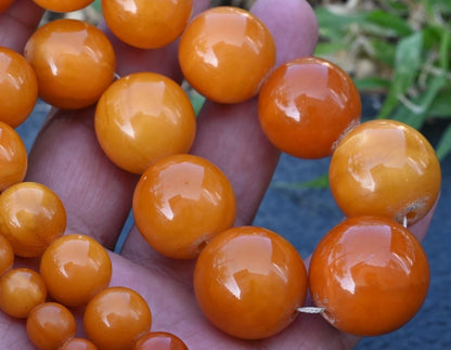 Early Vintage Natural Baltic Butterscotch Amber Necklace W/ Round Sphere Beads2