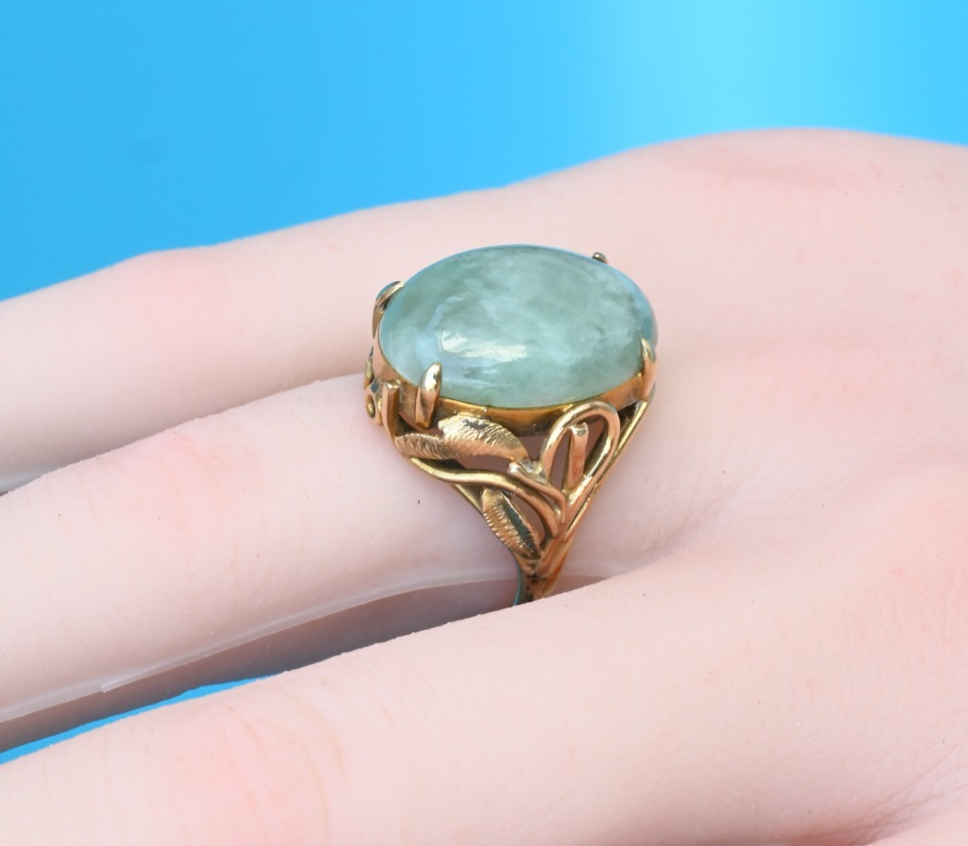 Lovely Muted Green Jade Cabochon set in a Decorative 14K Yellow Gold Mounting7