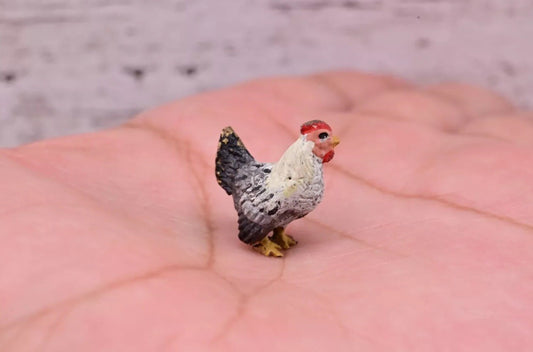 Antique Austrian Vienna Cold Painted Bronze Figure of Gray White Hen0