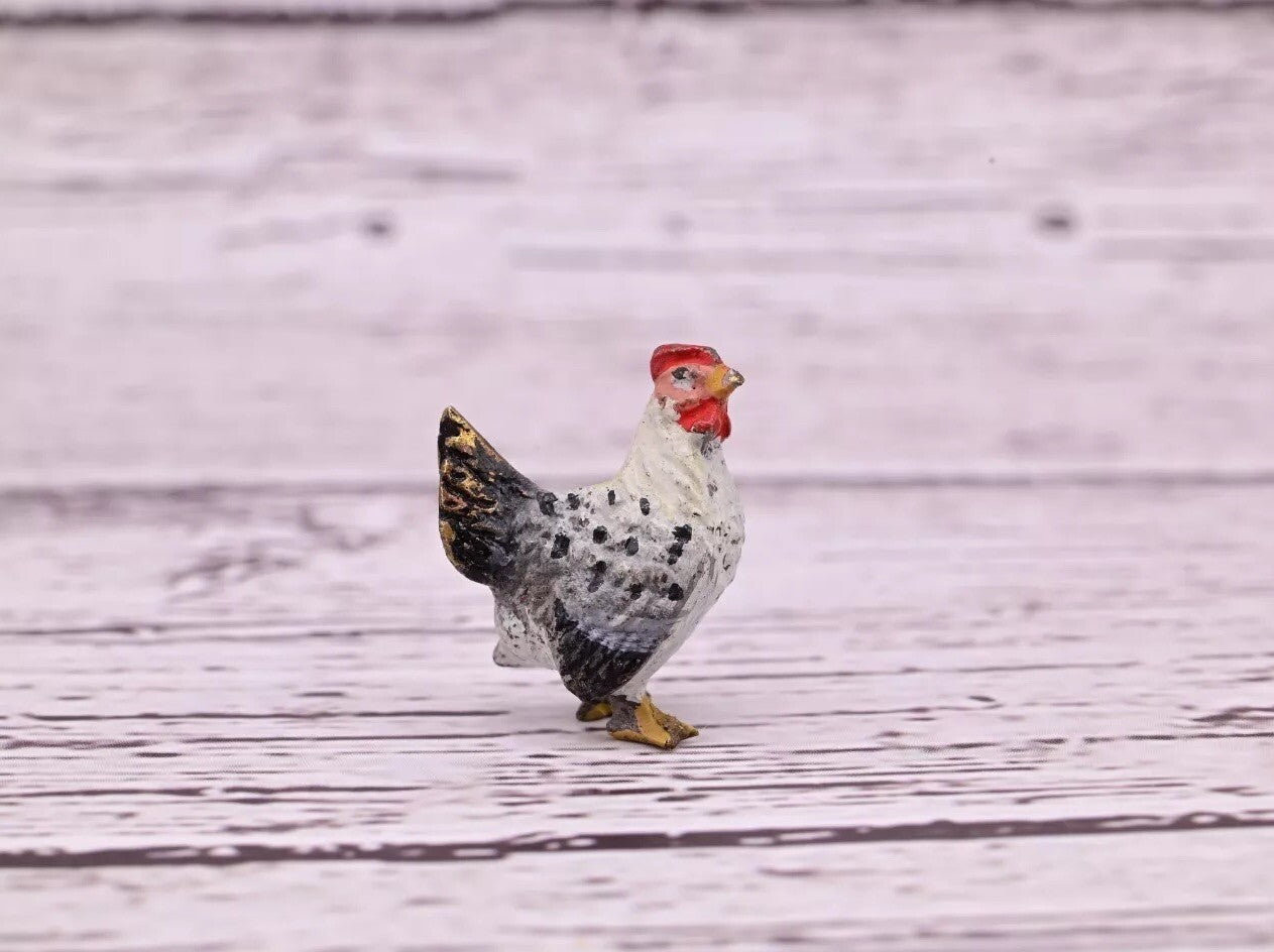 Amazing Antique Austrian Vienna Cold Painted Bronze Figure of Miniature Hen ￼5