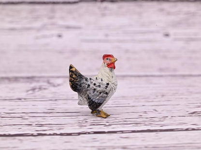 Amazing Antique Austrian Vienna Cold Painted Bronze Figure of Miniature Hen ￼5