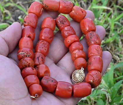 Large Natural Red Coral Barrel Beaded Necklace With 14K Clasp0