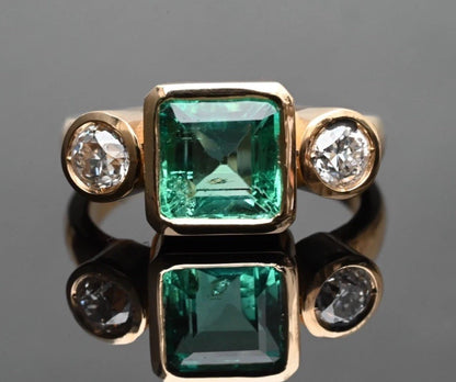 GIA Certified 2 Ct Colombian Emerald Ring with Antique Diamonds 18K Y- Gold2