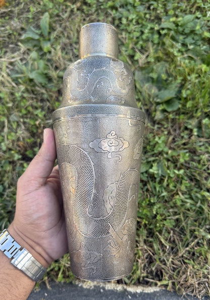 Etched Antique Dragon Design Teh Ling Export Silver Cocktail Shaker 615 Grams5