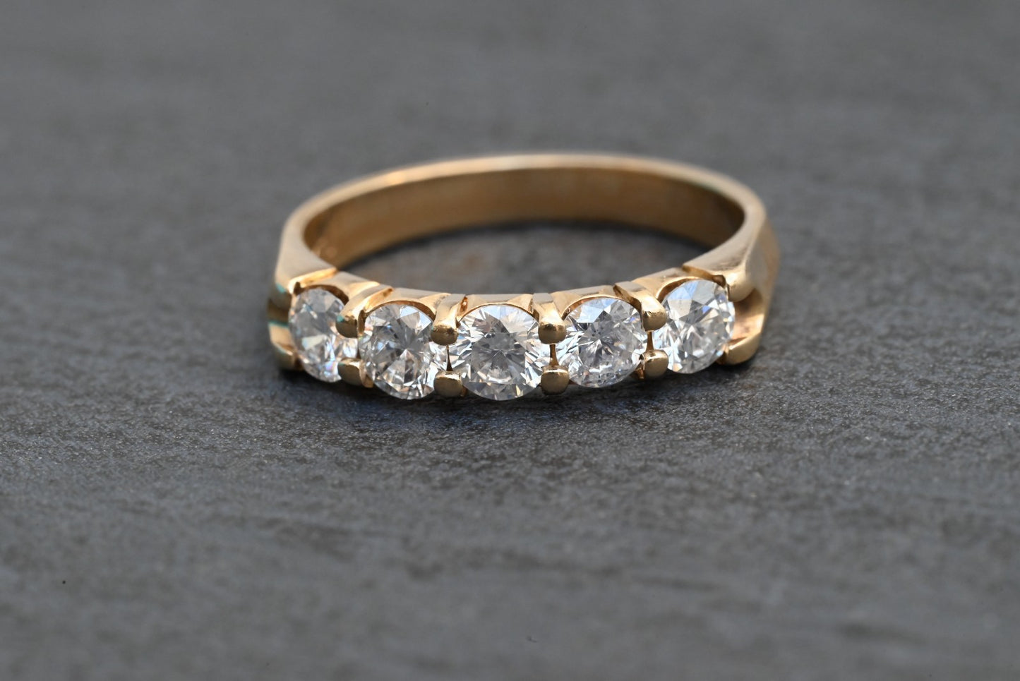 Lovely  14K Yellow Gold 5-Stone Diamond Band Signed MAC3