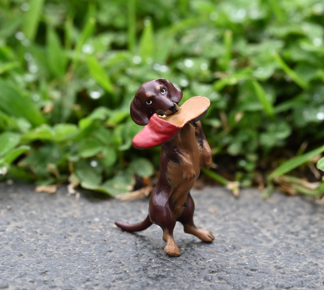 Fritz Bermann Austrian Vienna Cold Painted Bronze Dachshund Dog Chewing Slipper0