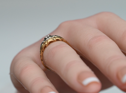 Awesome Antique Two Tone 14k Gold Art Deco Ring with Natural Round Diamonds4