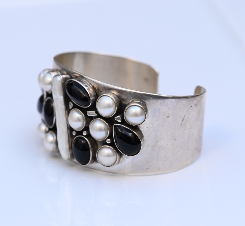 Jay King Desert Rose Trading Sterling Silver Cuff Bracelet with Onyx & Pearls2