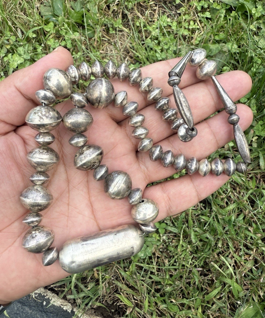 Vintage Southwestern Sterling Silver "Navajo Pearls" Beaded Necklace0