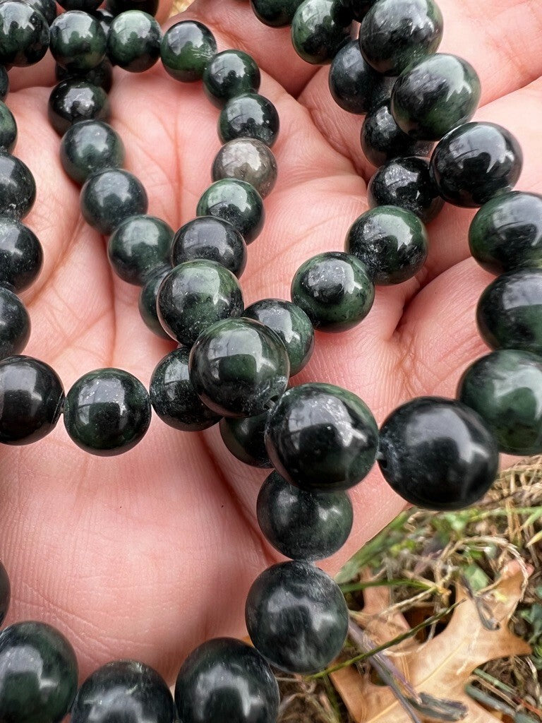 Leafy Green Antique / Vintage Spinach Natural Nephrite Jade Beaded Necklace9
