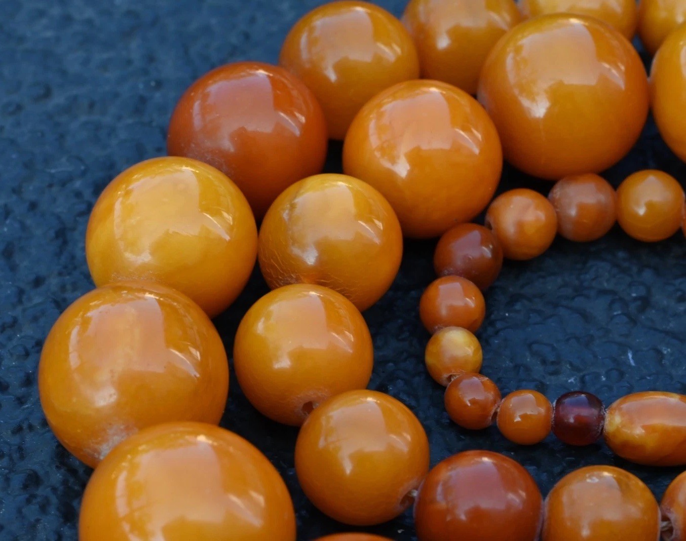Early Vintage Natural Baltic Butterscotch Amber Necklace W/ Round Sphere Beads4