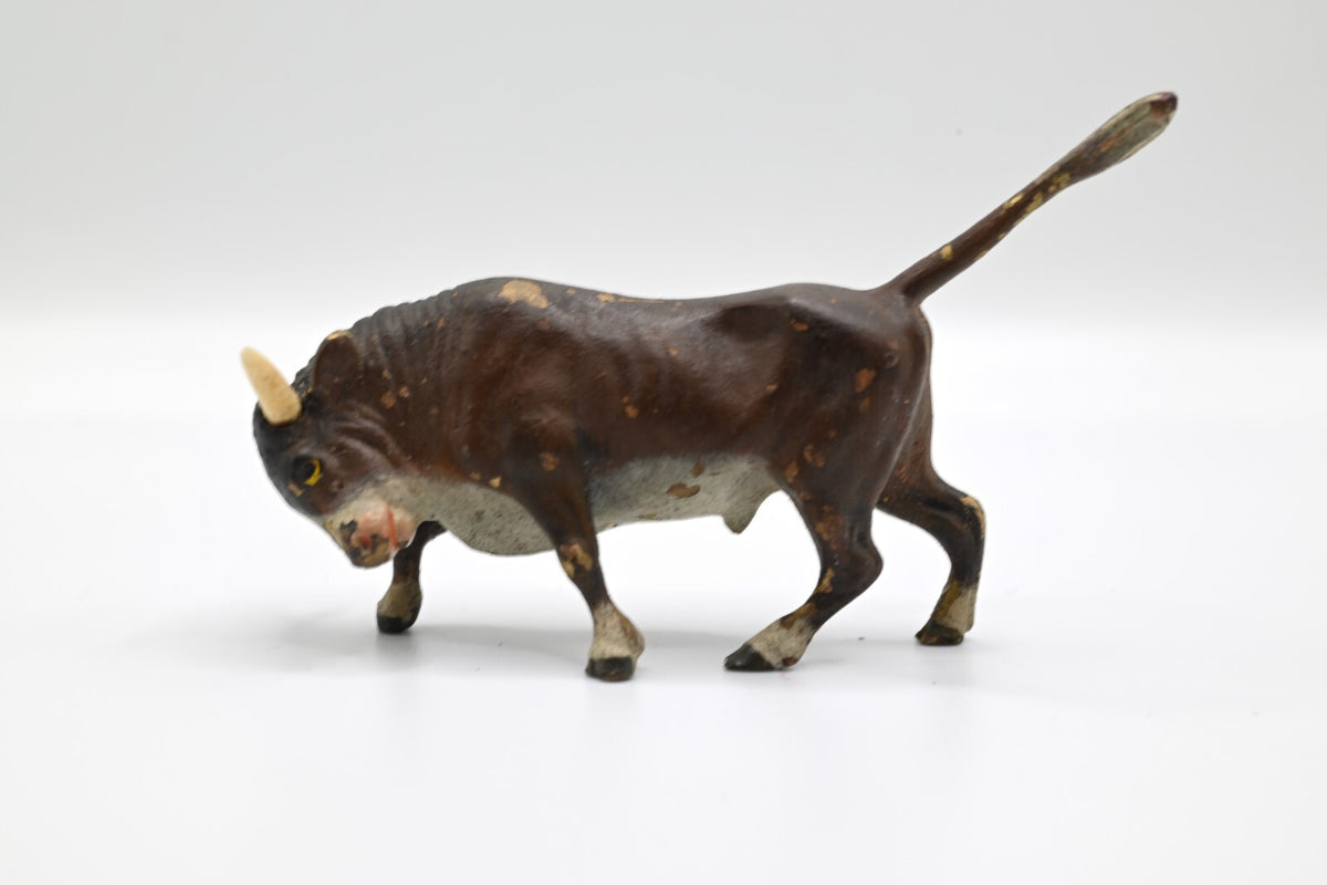 Life-like Antique Austrian Vienna Cold Painted Bronze Figure of Fighting Bull0
