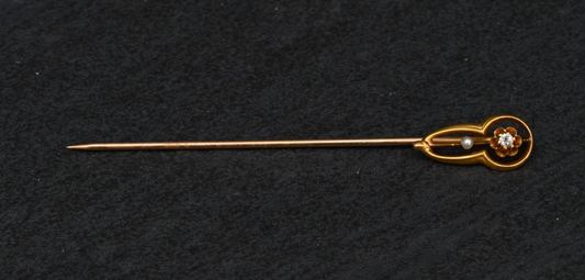 Antique 14K YG Stick Pin Ornate Head Accented with Diamond & Pearl0