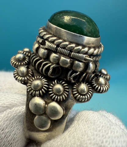 Gorgeous Vintage Taxco Sterling Silver Green Onyx Poison / Locket Ring4