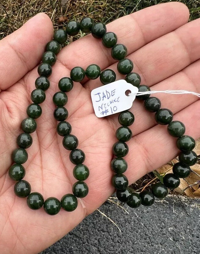 Dark Green Antique / Vintage Spinach Natural Nephrite Jade Beaded Necklace7