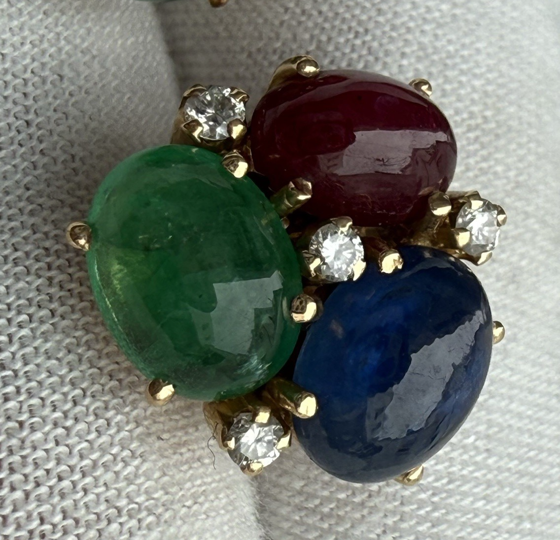 Stunning 18k Yellow Gold Bubble Earring W/ Natural Emerald, Sapphire & Rubies7