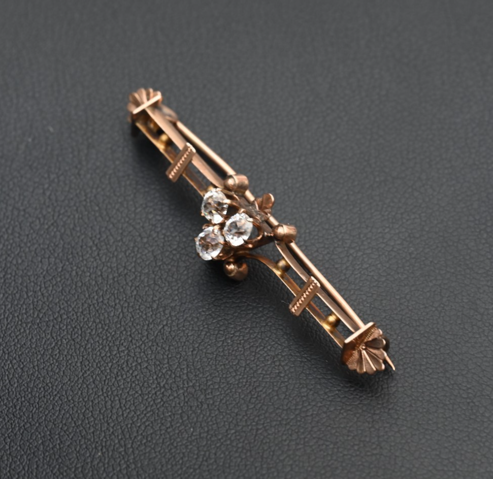 Antique Victorian-era 10K - 12K Bar Brooch Pin w/ Natural Old Mine Cut Diamonds2