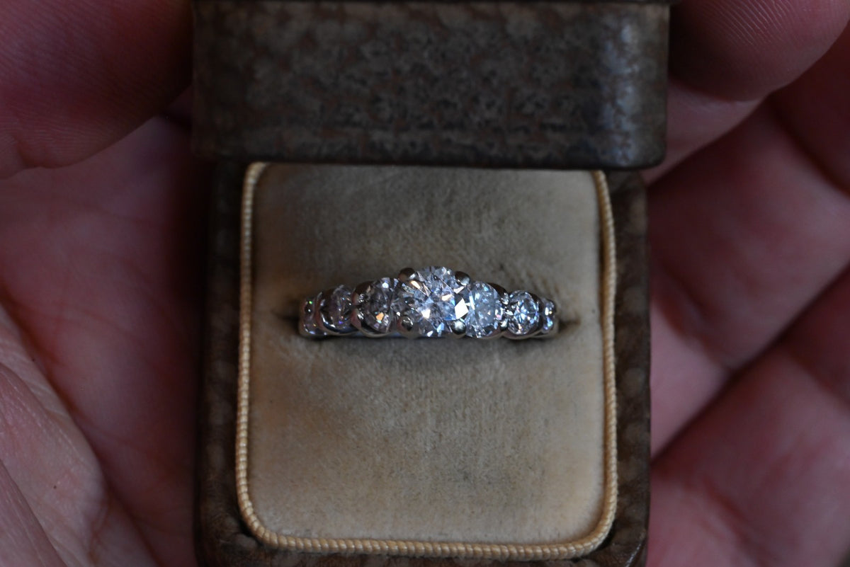 Gorgeous Multi Natural Round Brilliant Diamond Ring 1.85 Cttw  IGI Certified3