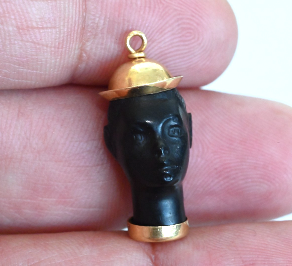 Italy 18K Yellow Gold Carved Ebony Blackamoor Male Head Pendant3