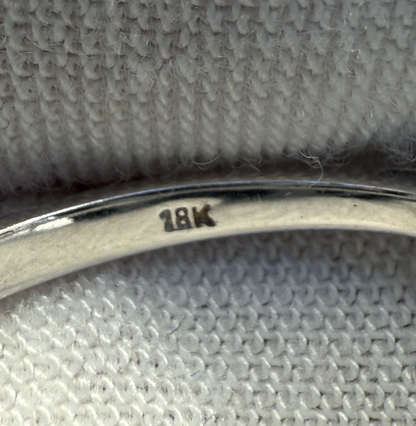 Superb 18K White Gold Ring with Oval Emerald Center Stone and Side Diamonds9