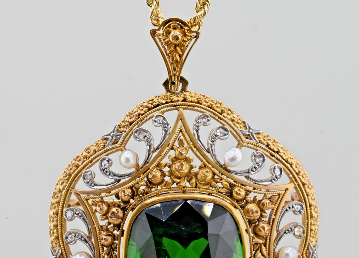 Antique 19th C. Victorian Heirloom Pendant / Brooch with Huge Tourmaline in Gold6