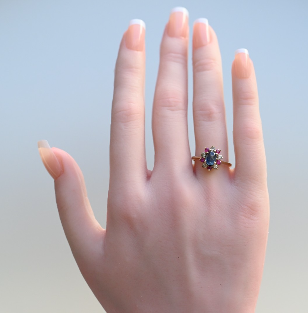 Elegant Antique / Vintage Natural Sapphire Ring with Halo of Rubies in .375 GTV2