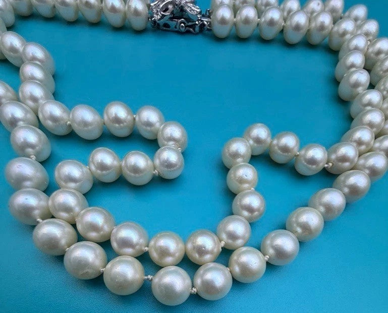 Genuine Early Vintage String of Cultured Pearls 14K White Gold Clasp MGM J2