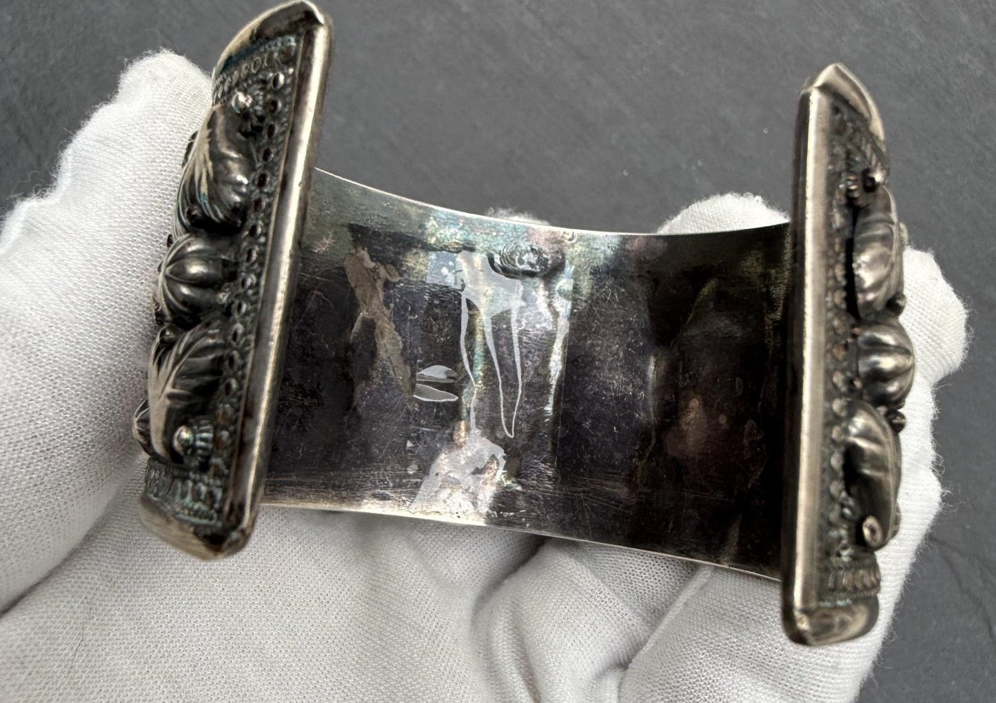 Awesome Vintage Egyptian Revival Tutankhamun 900 Middle East Silver Cuff Bangle9