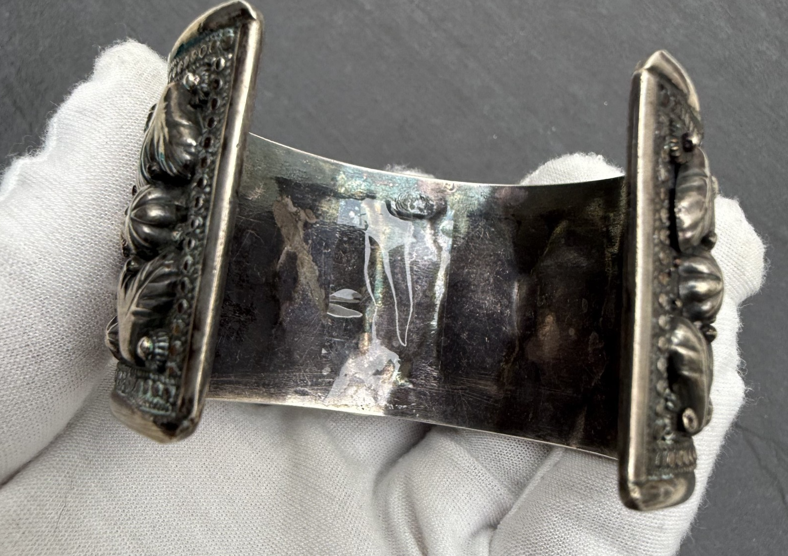 Awesome Vintage Egyptian Revival Tutankhamun 900 Middle East Silver Cuff Bangle9