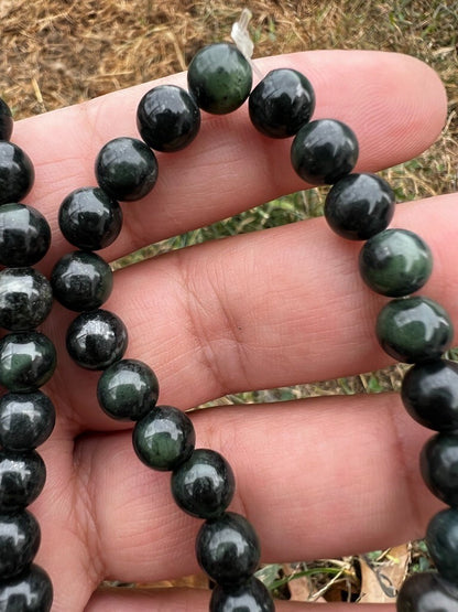 Leaf Green Antique / Vintage Spinach Natural Nephrite Jade Beaded Necklace8