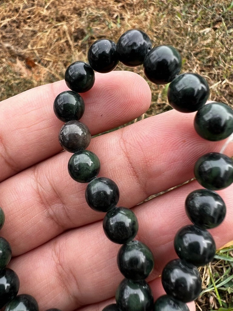 Leafy Green Antique / Vintage Spinach Natural Nephrite Jade Beaded Necklace7