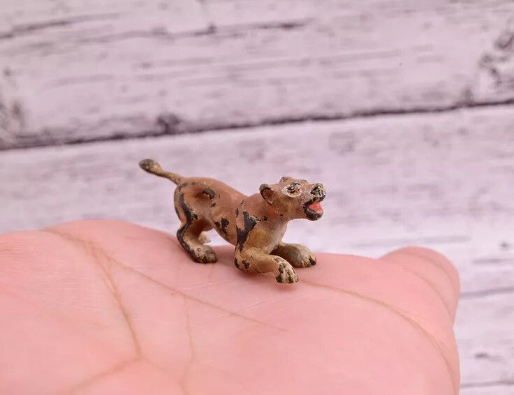 Rare Antique Austrian Vienna Cold Painted Bronze Figure of Lioness7