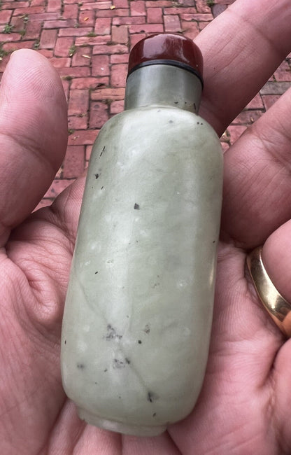 Elegant Antique / Vintage Chinese Hand Carved Natural Jade Snuff Bottle0