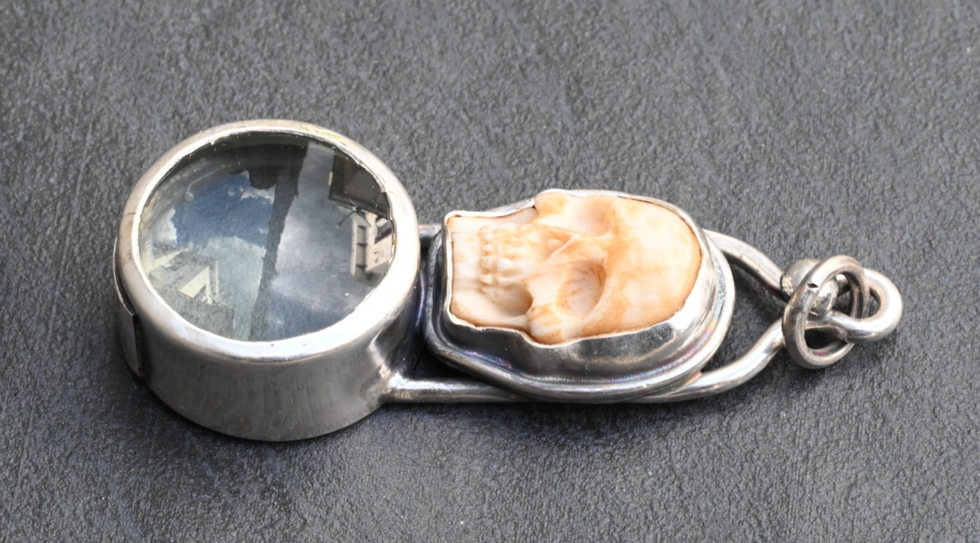 Awesome Signed Sterling Silver & Human Skull Design Southwest Jewelers Loupe4