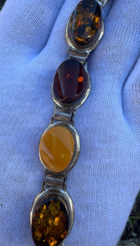 Wonderful Vintage Lab & Natural Amber Continental European Silver Bracelet2
