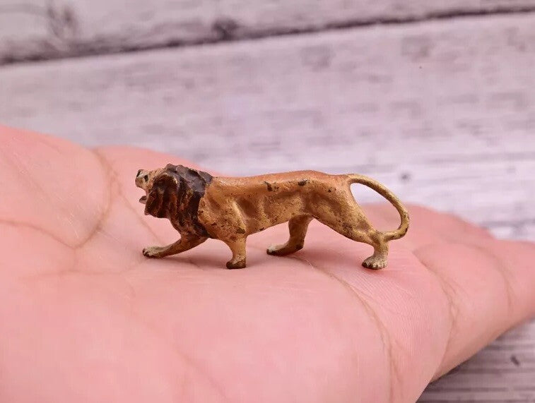 Gorgeous Antique Austrian Vienna Cold Painted Bronze Figure of Male Lion7