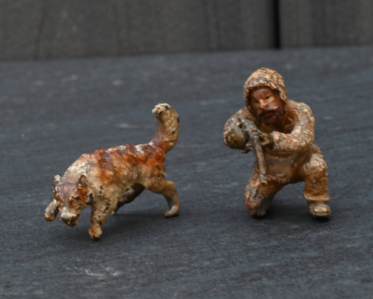 Trilling Antique 1900s Austrian Vienna Cold Painted Bronze Hunter  & Polar Bear8