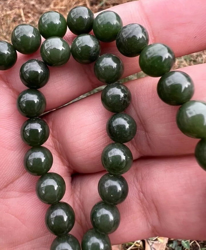 Lovely Green Antique / Vintage Spinach Natural Nephrite Jade Beaded Necklace #183