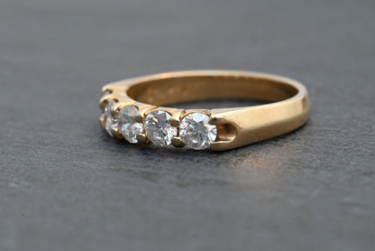 Lovely  14K Yellow Gold 5-Stone Diamond Band Signed MAC4