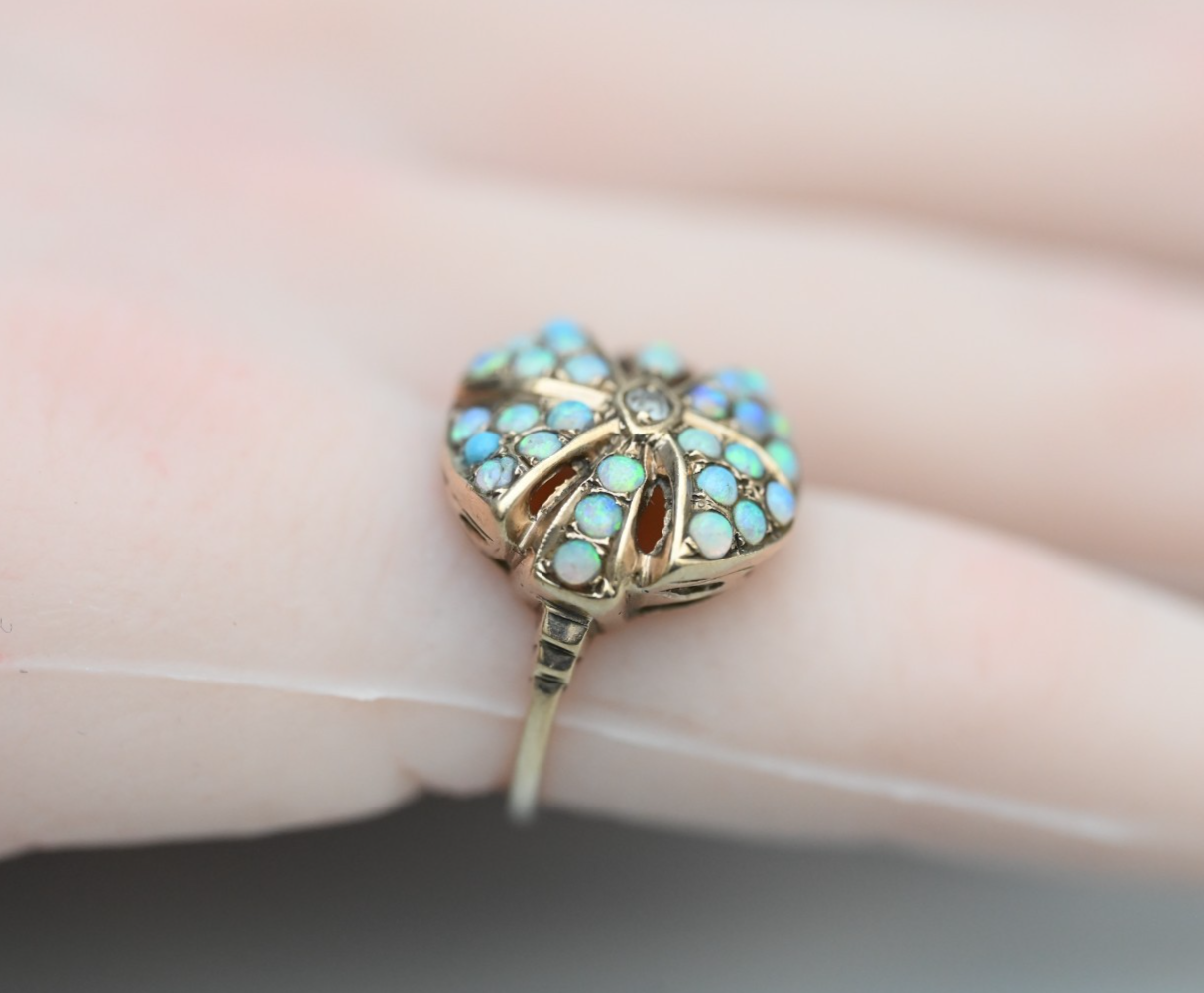 Gorgeous Antique Opal Ring in 10K Yellow Gold4