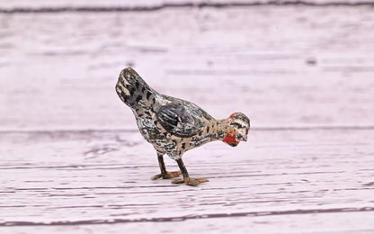 1900s Antique Austrian Vienna Cold Painted Bronze Figure of Chicken Searching10