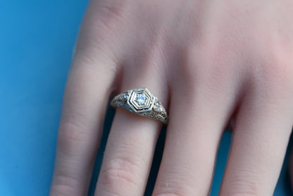 Amazing Antique Art Deco 1900s Diamonds & 18k White Gold Heart Design Ring 3