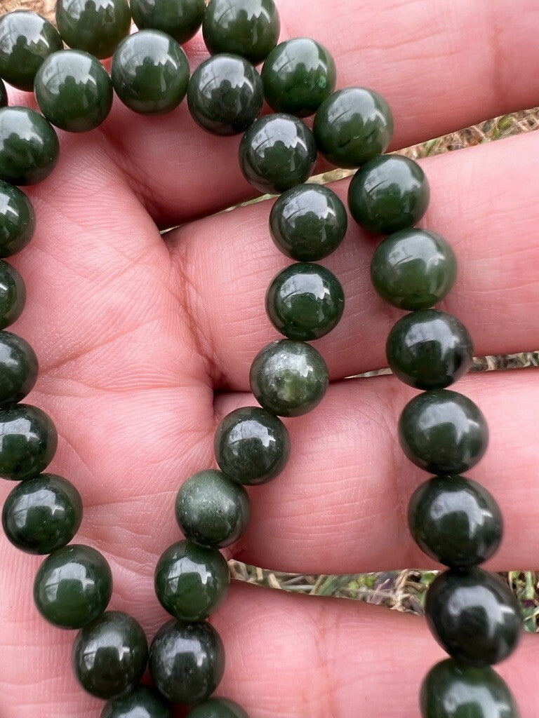 Dark Green Antique / Vintage Spinach Natural Nephrite Jade Beaded Necklace3