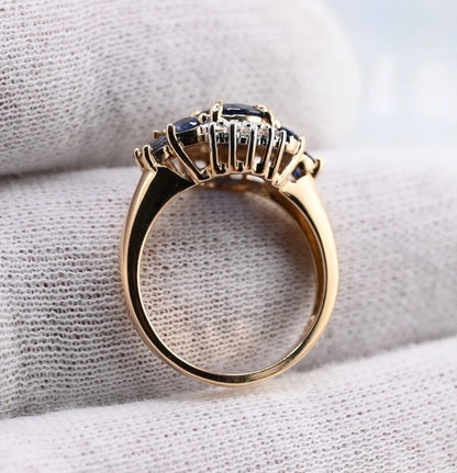 Lovely Natural Sapphire & Diamond Ring in 14K Yellow Gold6