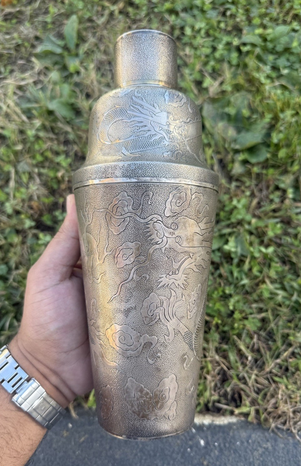 Etched Antique Dragon Design Teh Ling Export Silver Cocktail Shaker 615 Grams8