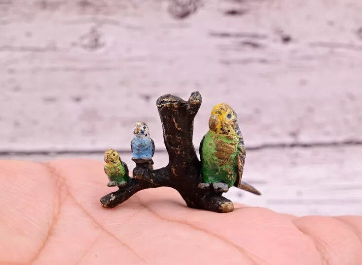 Gorgeous Antique Austrian Vienna Cold Painted Bronze Figure of Parakeet Family ￼8